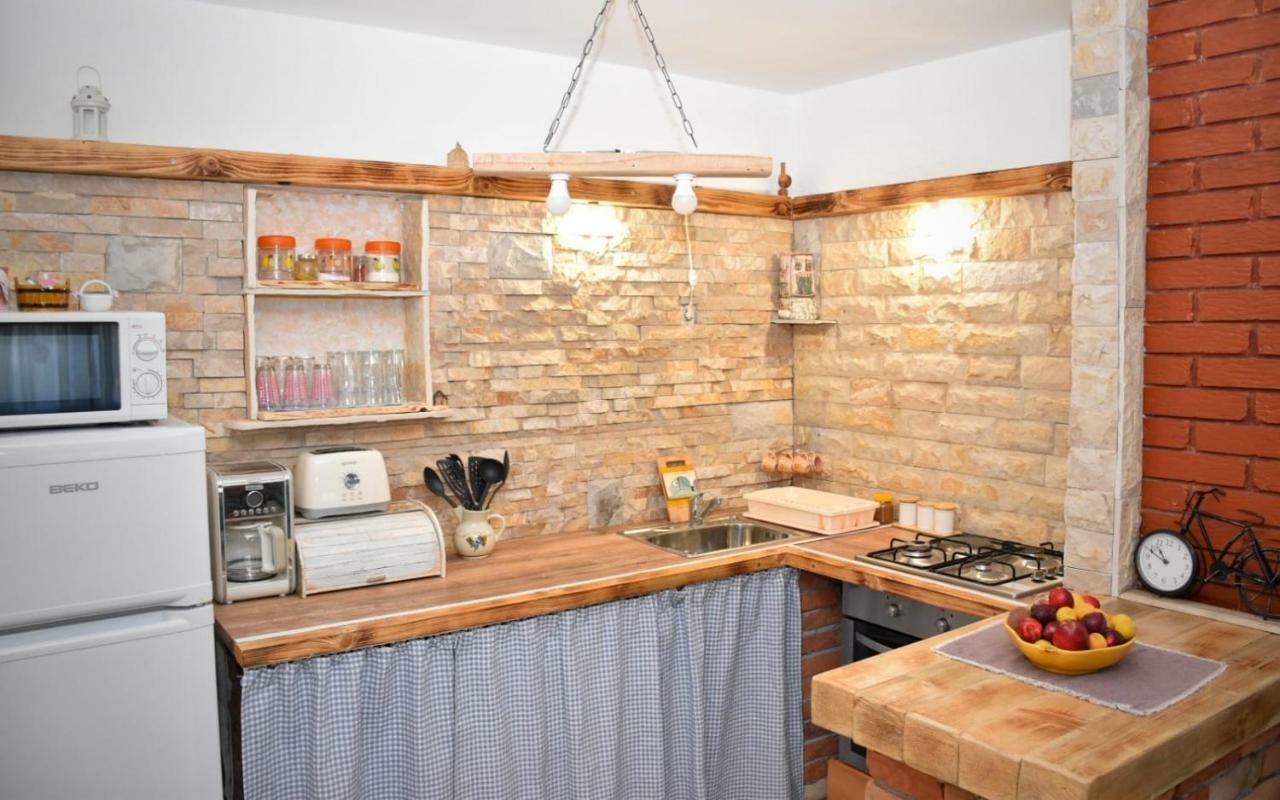 Appartamento Velebit Ražanac Esterno foto